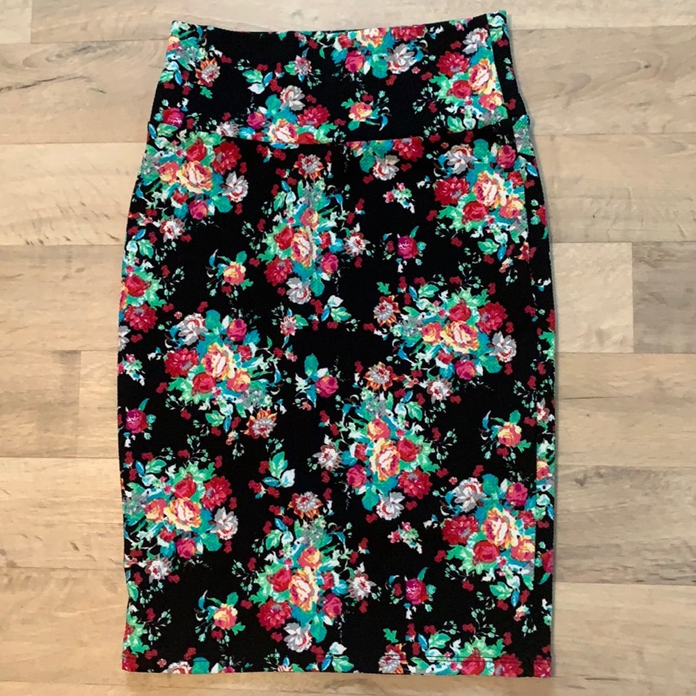 Lularoe Cassie Skirt